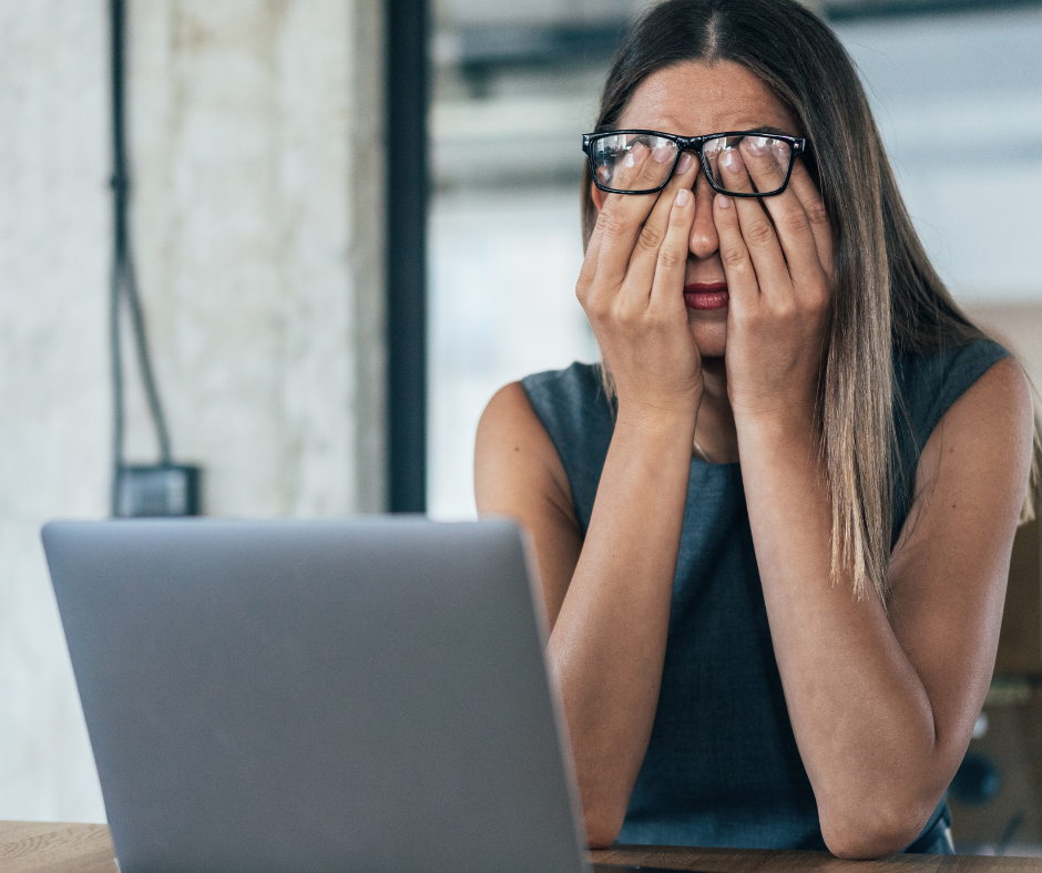 ¿Cómo la vuelta a la oficina afecta a las mujeres?