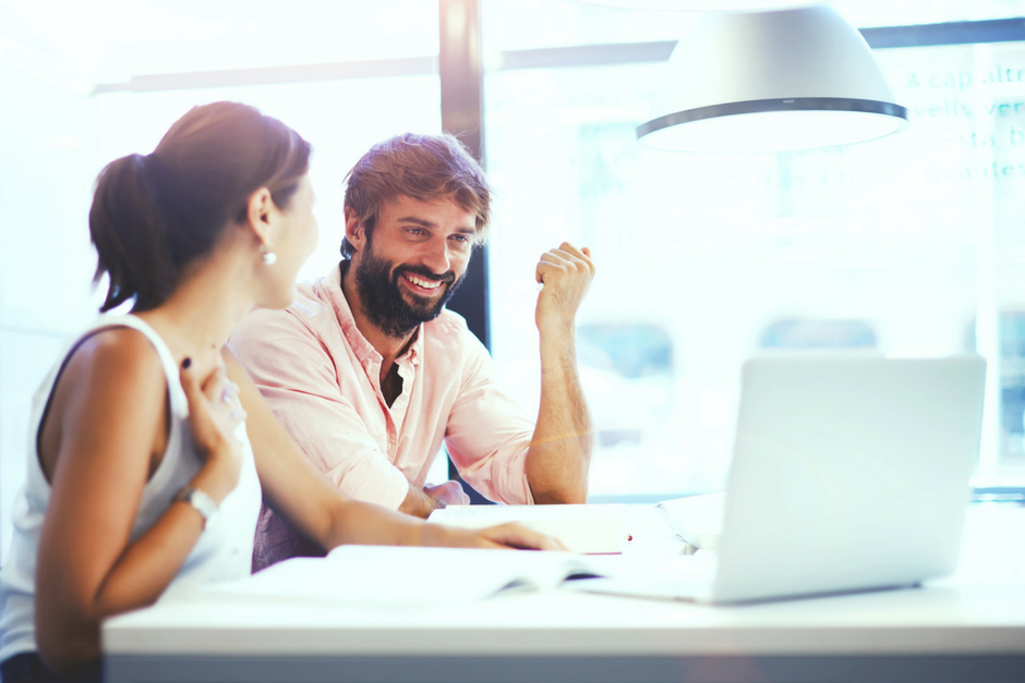 Cómo el lugar de trabajo puede impulsar el compromiso del equipo
